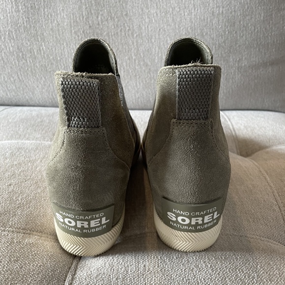 Sorel Out N About Slip On Wedge / 9.5 womens / Stone Green - Picture 5 of 6
